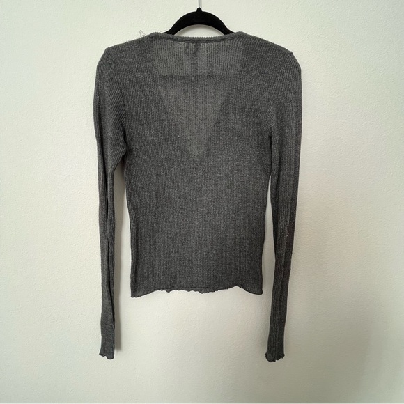 Gray Top - Picture 2 of 2